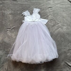 Elegant White Lace Kids Dress